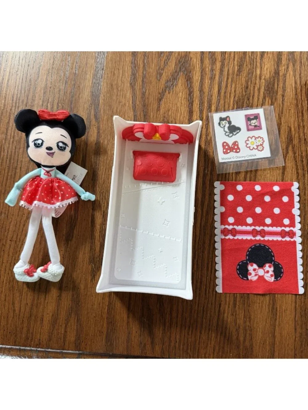 Disney Sweet Seams - Minnie Mouse Doll Complete‎ Set With Box